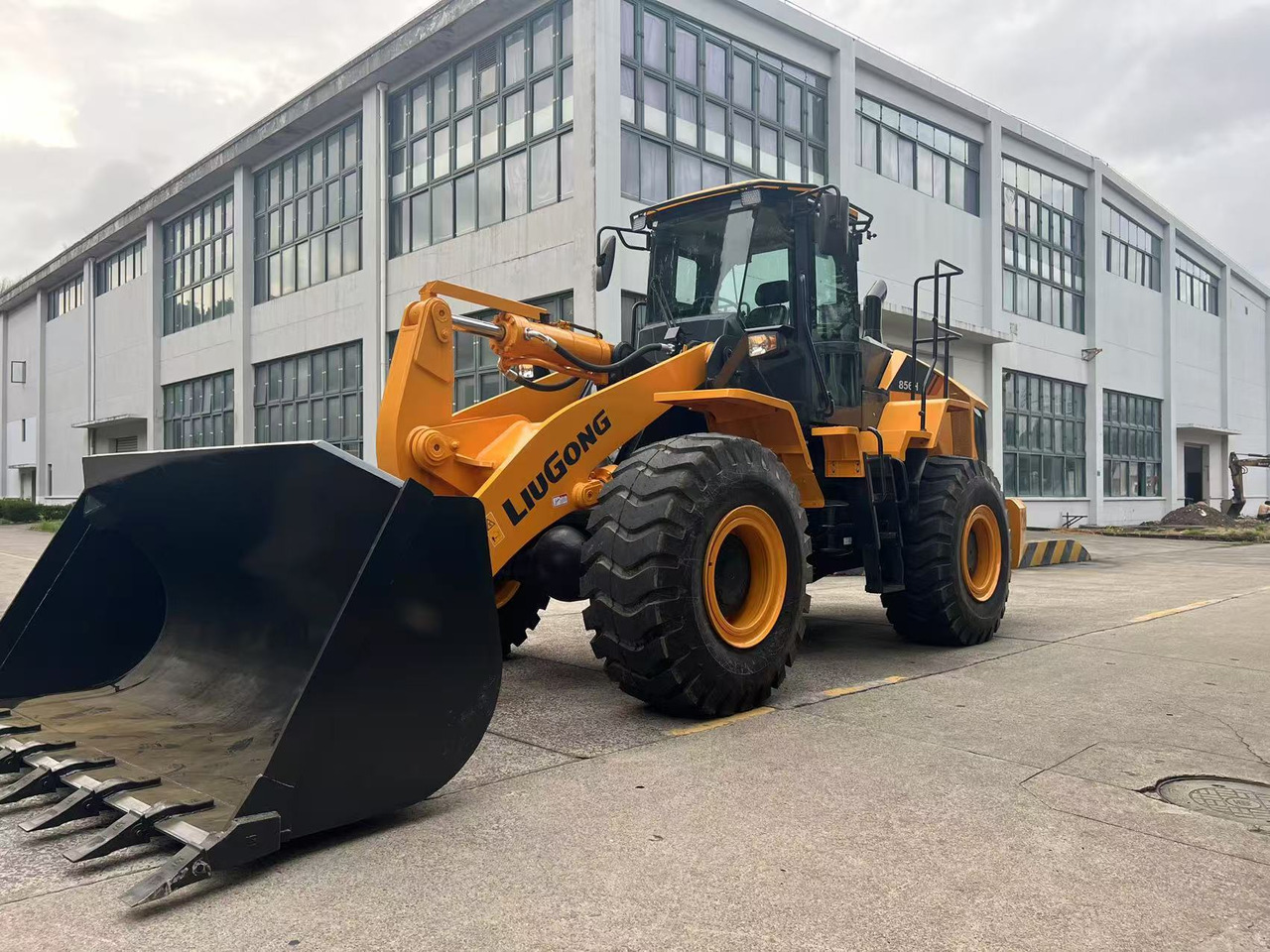 Liugong Used China Brand Wheel Loader Liugong Clg 856 Loader for Sale - Κατασκευή μηχανήματα: φωτογραφία 2 Liugong Used China Brand Wheel Loader Liugong Clg 856 Loader for Sale - Κατασκευή μηχανήματα: φωτογραφία 2