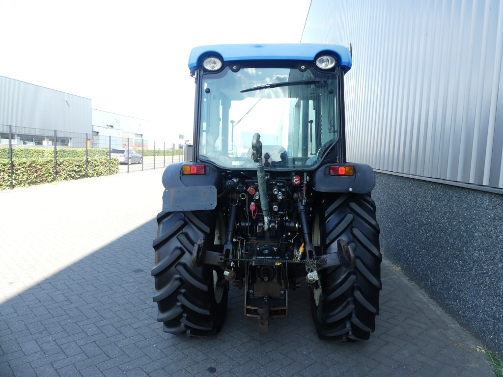 NEW HOLLAND T4040F - Μικρό τρακτέρ: φωτογραφία 4 NEW HOLLAND T4040F - Μικρό τρακτέρ: φωτογραφία 4