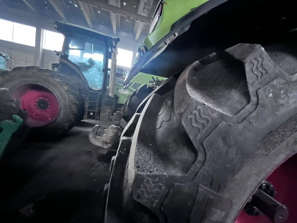 Claas Axion 950 Cmatic - Τρακτέρ: φωτογραφία 3 Claas Axion 950 Cmatic - Τρακτέρ: φωτογραφία 3