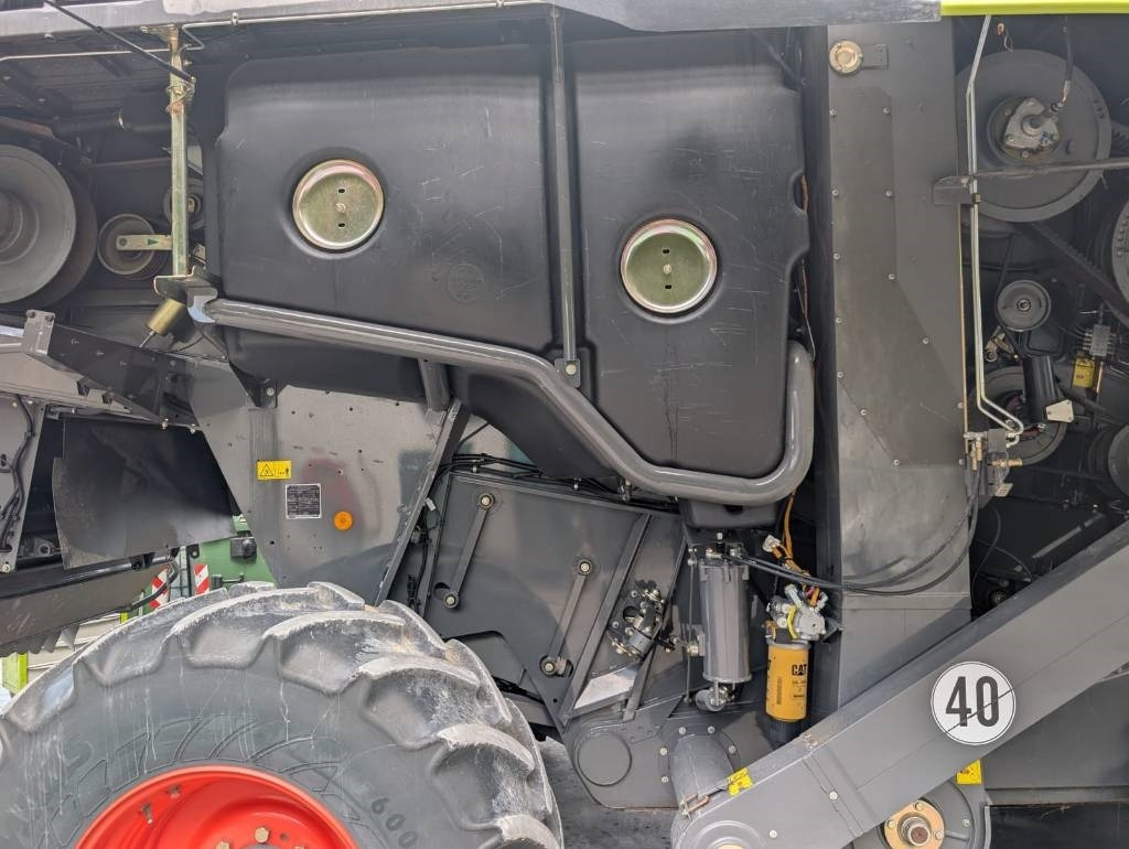 Θεριζοαλωνιστική μηχανή Claas Lexion 760 TT: φωτογραφία 17