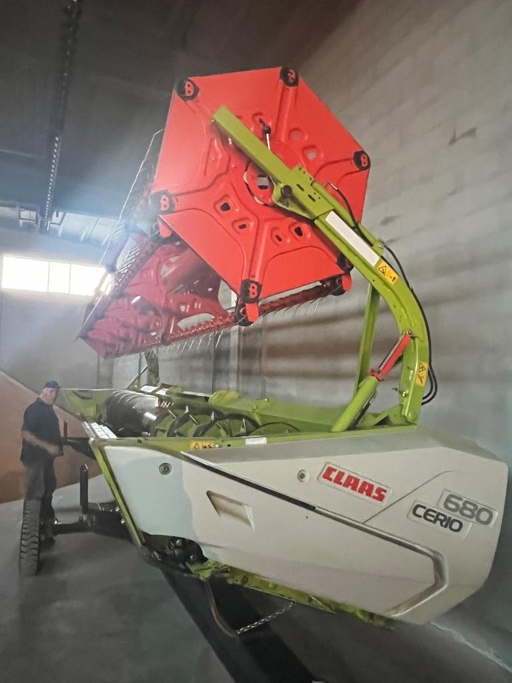 Claas Lexion 7700 TT RISO - Θεριζοαλωνιστική μηχανή: φωτογραφία 2 Claas Lexion 7700 TT RISO - Θεριζοαλωνιστική μηχανή: φωτογραφία 2