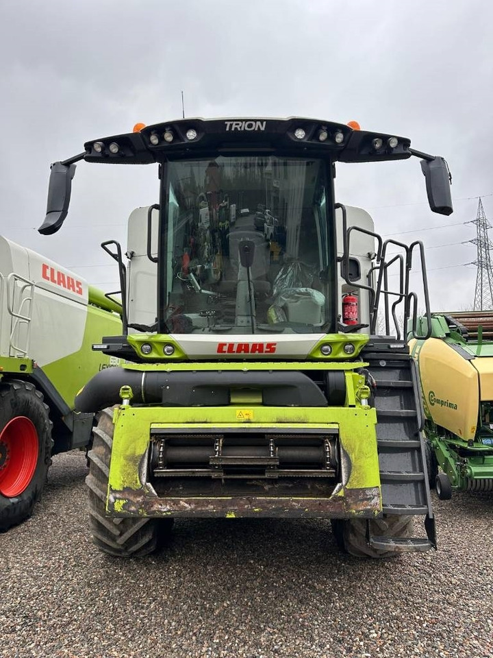 Claas Trion 530  - Θεριζοαλωνιστική μηχανή: φωτογραφία 5 Claas Trion 530  - Θεριζοαλωνιστική μηχανή: φωτογραφία 5