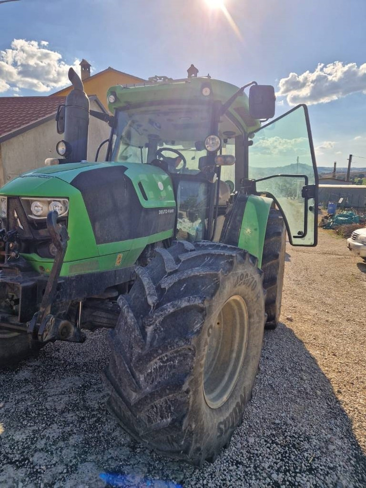 Deutz-fahr 5115 - Τρακτέρ: φωτογραφία 5 Deutz-fahr 5115 - Τρακτέρ: φωτογραφία 5