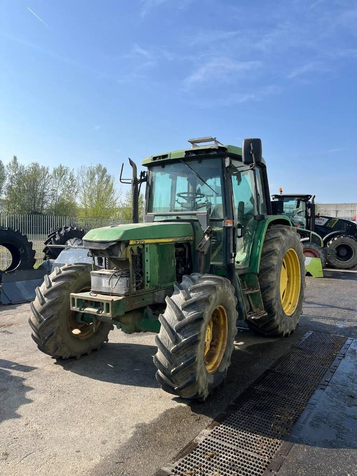 John Deere 6310 - Τρακτέρ: φωτογραφία 1 John Deere 6310 - Τρακτέρ: φωτογραφία 1