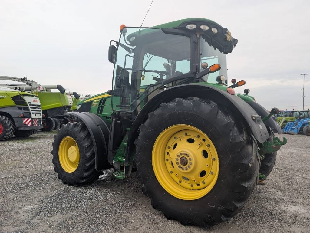 John Deere 7230 R - Τρακτέρ: φωτογραφία 4 John Deere 7230 R - Τρακτέρ: φωτογραφία 4