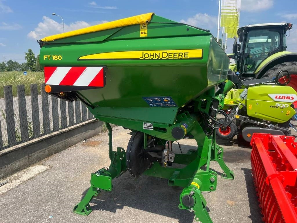 John Deere FT 180 - Λιπασματοδιανομέας: φωτογραφία 2 John Deere FT 180 - Λιπασματοδιανομέας: φωτογραφία 2