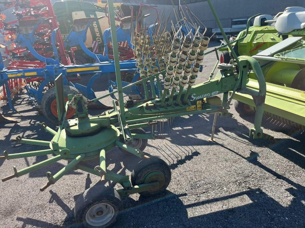 Krone SWADRO 385 - Μηχάνημα περιτύλιξης: φωτογραφία 1 Krone SWADRO 385 - Μηχάνημα περιτύλιξης: φωτογραφία 1
