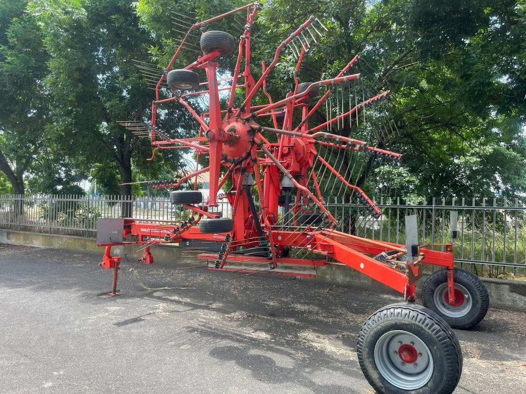 Kuhn GA 8121 - Χορτοσυλλέκτης: φωτογραφία 4 Kuhn GA 8121 - Χορτοσυλλέκτης: φωτογραφία 4