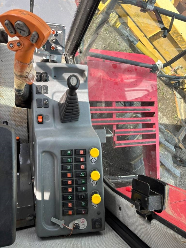 Laverda 5658 - Θεριζοαλωνιστική μηχανή: φωτογραφία 5 Laverda 5658 - Θεριζοαλωνιστική μηχανή: φωτογραφία 5