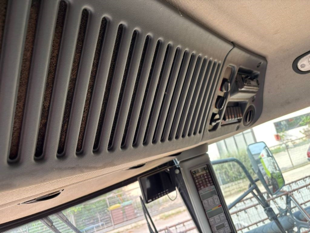 Laverda 5658 - Θεριζοαλωνιστική μηχανή: φωτογραφία 3 Laverda 5658 - Θεριζοαλωνιστική μηχανή: φωτογραφία 3