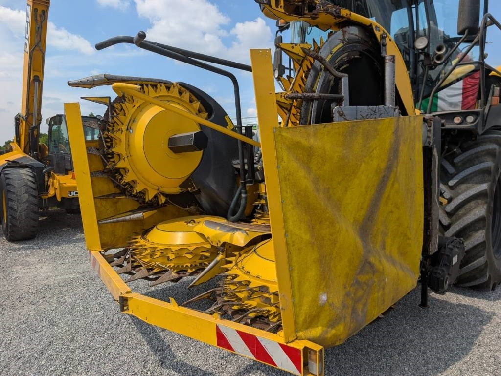 New Holland FR 650 - Ενσιρωτική μηχανή: φωτογραφία 4 New Holland FR 650 - Ενσιρωτική μηχανή: φωτογραφία 4