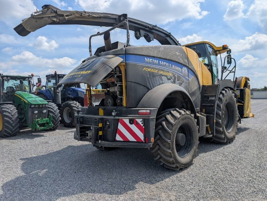 New Holland FR 650 - Ενσιρωτική μηχανή: φωτογραφία 3 New Holland FR 650 - Ενσιρωτική μηχανή: φωτογραφία 3
