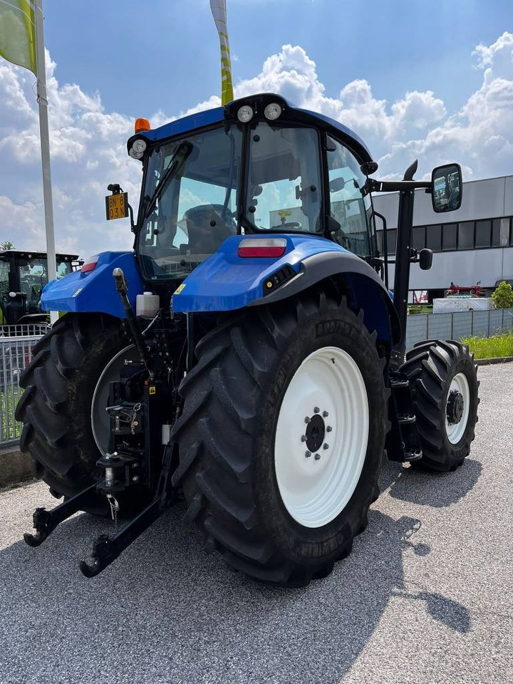 New Holland T 5.115 - Τρακτέρ: φωτογραφία 5 New Holland T 5.115 - Τρακτέρ: φωτογραφία 5
