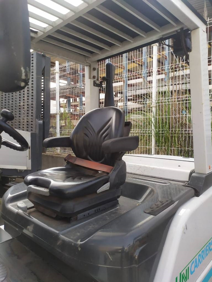 Πετρελαιοκίνητο περονοφόρο UniCarriers D1F4A40Q: φωτογραφία 8 Πετρελαιοκίνητο περονοφόρο UniCarriers D1F4A40Q: φωτογραφία 8