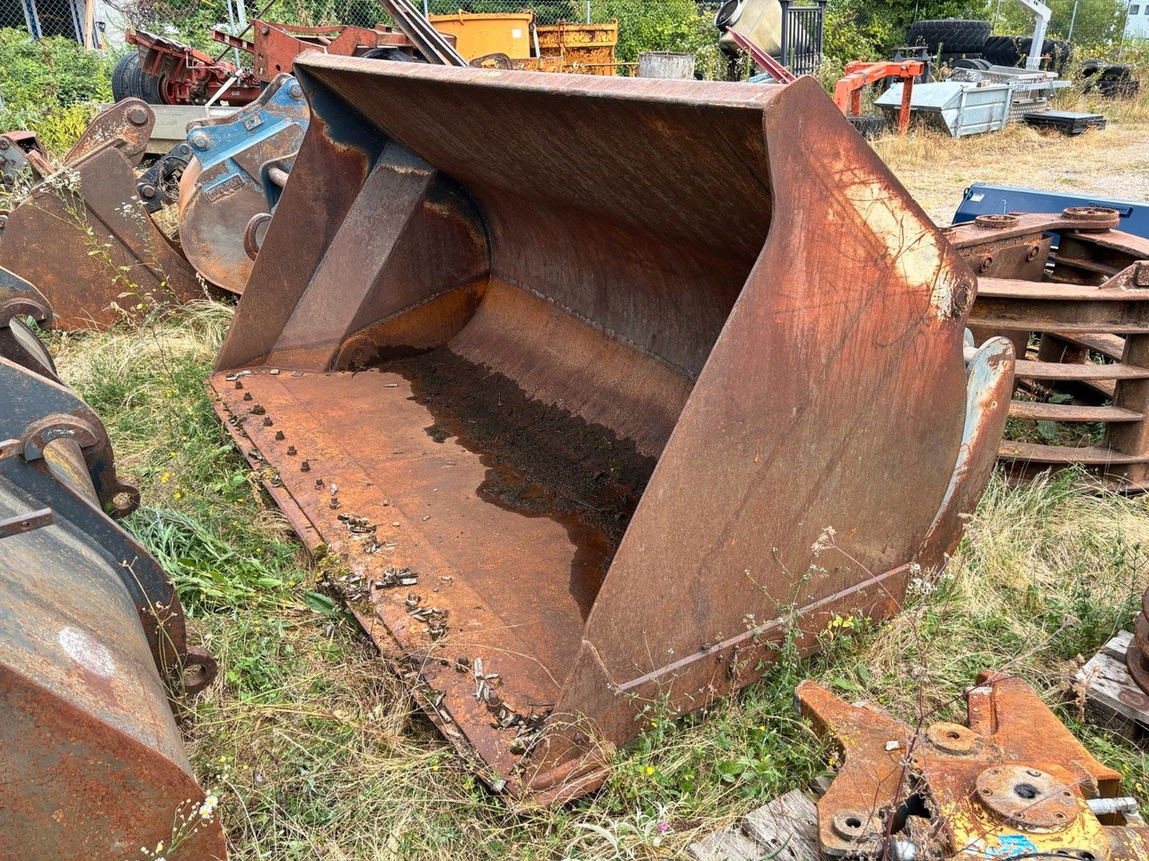 Schaufel 2,0-2,2 cbm Volvo/Komatsu - Κουβάς για φορτωτή: φωτογραφία 5 Schaufel 2,0-2,2 cbm Volvo/Komatsu - Κουβάς για φορτωτή: φωτογραφία 5