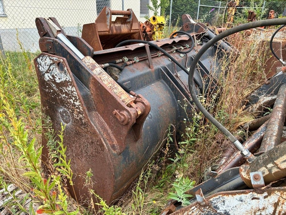 Schaufel 2,0-2,2 cbm Volvo/Komatsu - Κουβάς για φορτωτή: φωτογραφία 2 Schaufel 2,0-2,2 cbm Volvo/Komatsu - Κουβάς για φορτωτή: φωτογραφία 2