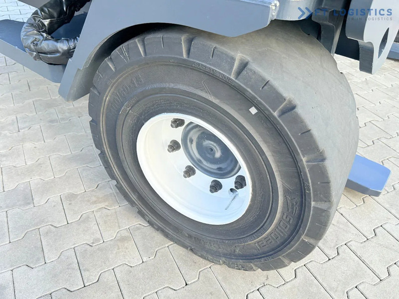 Combilift C14000 / LPG GAS / DUPLEX 3600MM / FREE LIFT / FORK POSITIONER / 1500MM FORKS / LIKE NEW C14000 / LPG GAS / DUPLEX 3600MM / FREE - 4-κίνητα ανυψωτικό στενών δρόμων: φωτογραφία 5 Combilift C14000 / LPG GAS / DUPLEX 3600MM / FREE LIFT / FORK POSITIONER / 1500MM FORKS / LIKE NEW C14000 / LPG GAS / DUPLEX 3600MM / FREE - 4-κίνητα ανυψωτικό στενών δρόμων: φωτογραφία 5