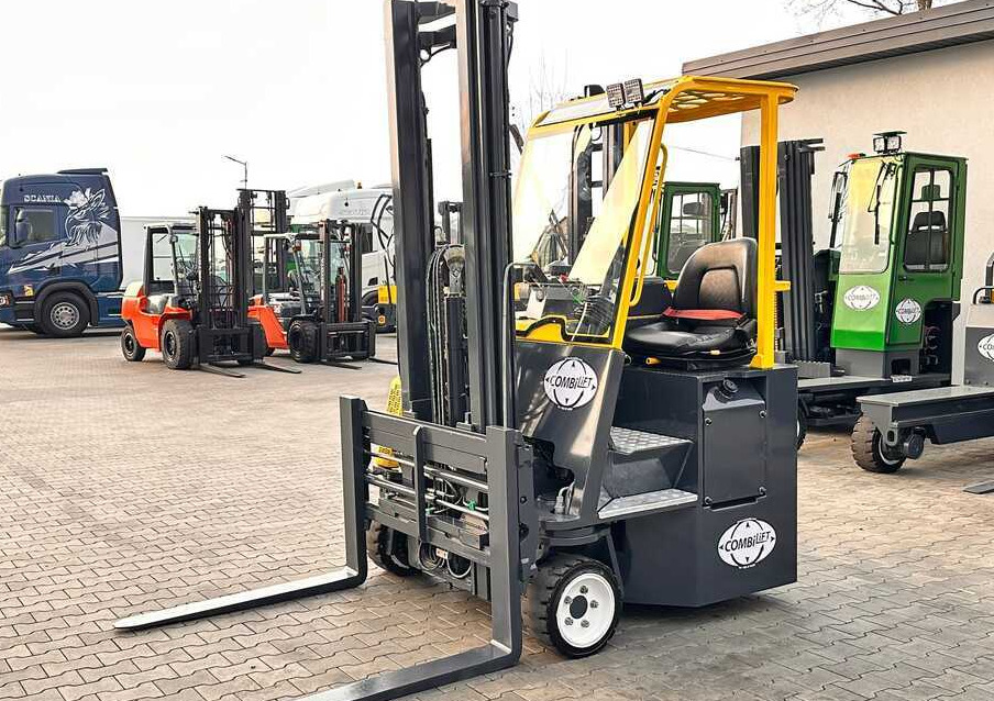 Combilift C2500CB / DUPLEX / 4100MM / DIESEL / FREE LIFT / FORK POSITIONER / SIDE SHIFT / LIKE NEW - 4-κίνητα ανυψωτικό στενών δρόμων: φωτογραφία 2 Combilift C2500CB / DUPLEX / 4100MM / DIESEL / FREE LIFT / FORK POSITIONER / SIDE SHIFT / LIKE NEW - 4-κίνητα ανυψωτικό στενών δρόμων: φωτογραφία 2