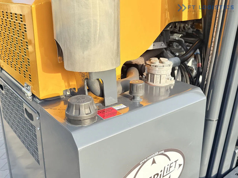 4-κίνητα ανυψωτικό στενών δρόμων Combilift C3000 / GAS / DUPLEX 4500MM / ONLY 3096 HOURS / FORK SIDE SHIFT / FULL CABIN / EXCELLENT CONDITION / Wide range of four-way and: φωτογραφία 7