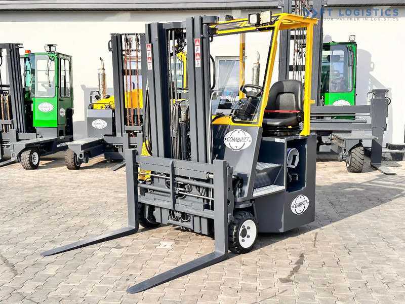Combilift C3000CB / LPG / TRIPLEX / 4900MM / FREE LIFT / POSITIONER / LIKE NEW C3000CB / LPG / TRIPLEX / 4900MM / FREE LIFT / POSITIONER / - 4-κίνητα ανυψωτικό στενών δρόμων: φωτογραφία 4 Combilift C3000CB / LPG / TRIPLEX / 4900MM / FREE LIFT / POSITIONER / LIKE NEW C3000CB / LPG / TRIPLEX / 4900MM / FREE LIFT / POSITIONER / - 4-κίνητα ανυψωτικό στενών δρόμων: φωτογραφία 4