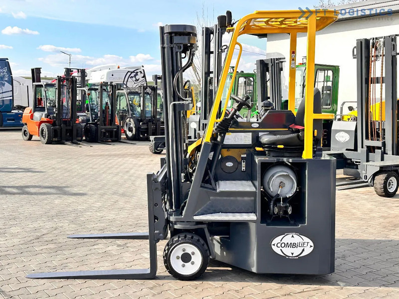 Combilift C3000CB / LPG / TRIPLEX / 4900MM / FREE LIFT / POSITIONER / LIKE NEW C3000CB / LPG / TRIPLEX / 4900MM / FREE LIFT / POSITIONER / - 4-κίνητα ανυψωτικό στενών δρόμων: φωτογραφία 5 Combilift C3000CB / LPG / TRIPLEX / 4900MM / FREE LIFT / POSITIONER / LIKE NEW C3000CB / LPG / TRIPLEX / 4900MM / FREE LIFT / POSITIONER / - 4-κίνητα ανυψωτικό στενών δρόμων: φωτογραφία 5