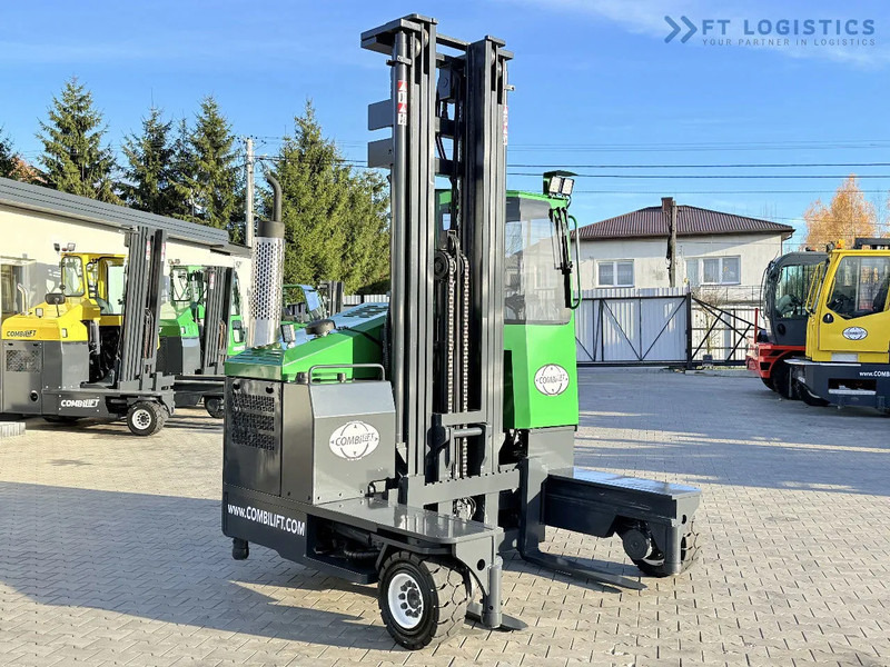 Combilift C4000 / GAS / TRIPLEX - 6900MM / FREE-LIFT / FULL CABIN C4000 / GAS / TRIPLEX - 6900MM / FREE-LIFT / FULL CABIN - 4-κίνητα ανυψωτικό στενών δρόμων: φωτογραφία 5 Combilift C4000 / GAS / TRIPLEX - 6900MM / FREE-LIFT / FULL CABIN C4000 / GAS / TRIPLEX - 6900MM / FREE-LIFT / FULL CABIN - 4-κίνητα ανυψωτικό στενών δρόμων: φωτογραφία 5