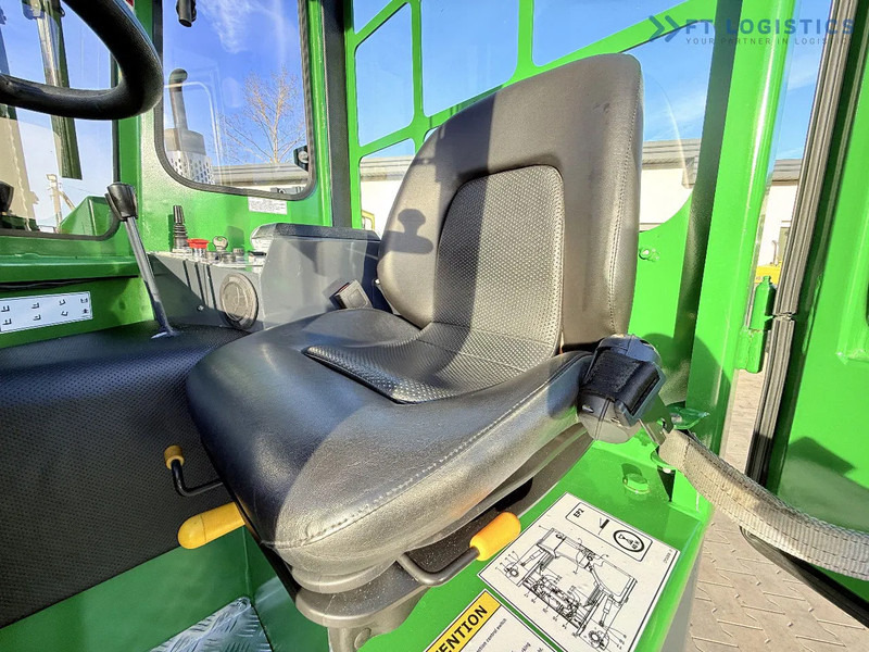 4-κίνητα ανυψωτικό στενών δρόμων Combilift C4000 / GAS / TRIPLEX - 6900MM / FREE-LIFT / FULL CABIN C4000 / GAS / TRIPLEX - 6900MM / FREE-LIFT / FULL CABIN: φωτογραφία 13