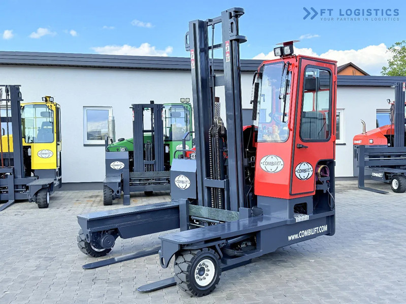 Combilift C4500 / GAS / DUPLEX - 4500MM / POSITIONER / FREE LIFT / FULL CABIN / ONLY 6178H / CONDITION - LIKE NEW! C4500 / GAS / DUPLEX - - 4-κίνητα ανυψωτικό στενών δρόμων: φωτογραφία 1 Combilift C4500 / GAS / DUPLEX - 4500MM / POSITIONER / FREE LIFT / FULL CABIN / ONLY 6178H / CONDITION - LIKE NEW! C4500 / GAS / DUPLEX - - 4-κίνητα ανυψωτικό στενών δρόμων: φωτογραφία 1