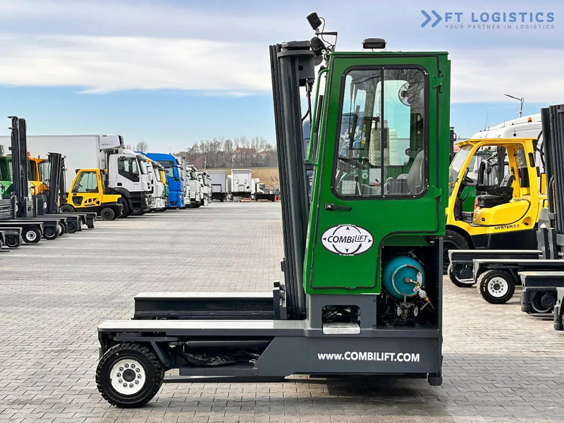 Combilift C4500 / LPG / TRIPLEX / 5500MM / FREE LIFT / HYDRAULIC FORK SHIFT / Like New C4500 / LPG / TRIPLEX / 5500MM / FREE LIFT / HYDRAU - 4-κίνητα ανυψωτικό στενών δρόμων: φωτογραφία 3 Combilift C4500 / LPG / TRIPLEX / 5500MM / FREE LIFT / HYDRAULIC FORK SHIFT / Like New C4500 / LPG / TRIPLEX / 5500MM / FREE LIFT / HYDRAU - 4-κίνητα ανυψωτικό στενών δρόμων: φωτογραφία 3