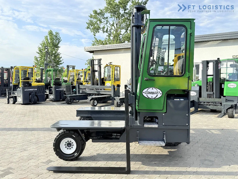 Combilift C5000XL / DIESEL / DUPLEX - 4000MM / WIDE FORK POSITIONER 3350MM / FULL HEATED CABIN / ONLY 6453H / CONDITION - LIKE NEW! C5000X - 4-κίνητα ανυψωτικό στενών δρόμων: φωτογραφία 4 Combilift C5000XL / DIESEL / DUPLEX - 4000MM / WIDE FORK POSITIONER 3350MM / FULL HEATED CABIN / ONLY 6453H / CONDITION - LIKE NEW! C5000X - 4-κίνητα ανυψωτικό στενών δρόμων: φωτογραφία 4
