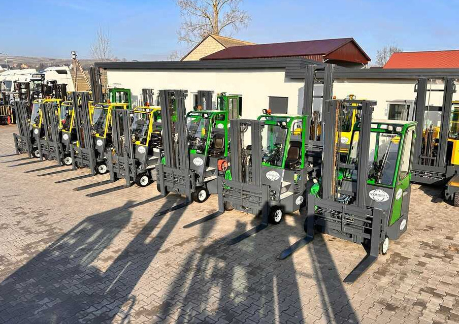 Combilift CB3000 / LPG / DUPLEX / 4000MM / FREE LIFT / NEW BAND TIRES / LIKE NEW - 4-κίνητα ανυψωτικό στενών δρόμων: φωτογραφία 1 Combilift CB3000 / LPG / DUPLEX / 4000MM / FREE LIFT / NEW BAND TIRES / LIKE NEW - 4-κίνητα ανυψωτικό στενών δρόμων: φωτογραφία 1