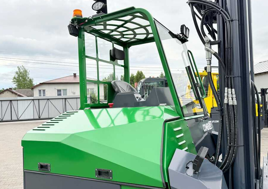 Combilift CBE4000 / TRIPLEX / 5200 / FREE-LIFT - 4-κίνητα ανυψωτικό στενών δρόμων: φωτογραφία 4 Combilift CBE4000 / TRIPLEX / 5200 / FREE-LIFT - 4-κίνητα ανυψωτικό στενών δρόμων: φωτογραφία 4