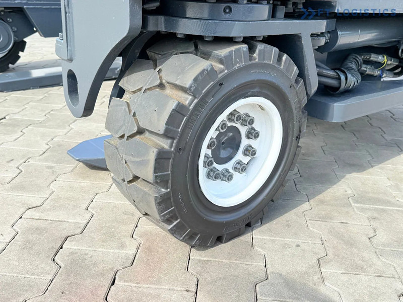 Combilift COMBILIFT C3500 – DUPLEX 4100mm – Year 2016 – 6779 hours – GAS – EXTENDABLE FORKS 800 / 1100MM – CABIN – HEATING + AIR CONDITION - 4-κίνητα ανυψωτικό στενών δρόμων: φωτογραφία 4 Combilift COMBILIFT C3500 – DUPLEX 4100mm – Year 2016 – 6779 hours – GAS – EXTENDABLE FORKS 800 / 1100MM – CABIN – HEATING + AIR CONDITION - 4-κίνητα ανυψωτικό στενών δρόμων: φωτογραφία 4