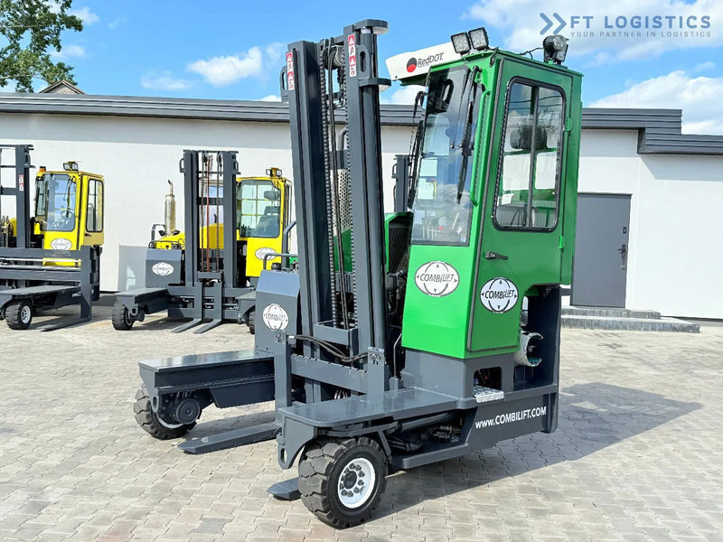 Combilift COMBILIFT C3500 – DUPLEX 4100mm – Year 2016 – 6779 hours – GAS – EXTENDABLE FORKS 800 / 1100MM – CABIN – HEATING + AIR CONDITION - 4-κίνητα ανυψωτικό στενών δρόμων: φωτογραφία 2 Combilift COMBILIFT C3500 – DUPLEX 4100mm – Year 2016 – 6779 hours – GAS – EXTENDABLE FORKS 800 / 1100MM – CABIN – HEATING + AIR CONDITION - 4-κίνητα ανυψωτικό στενών δρόμων: φωτογραφία 2