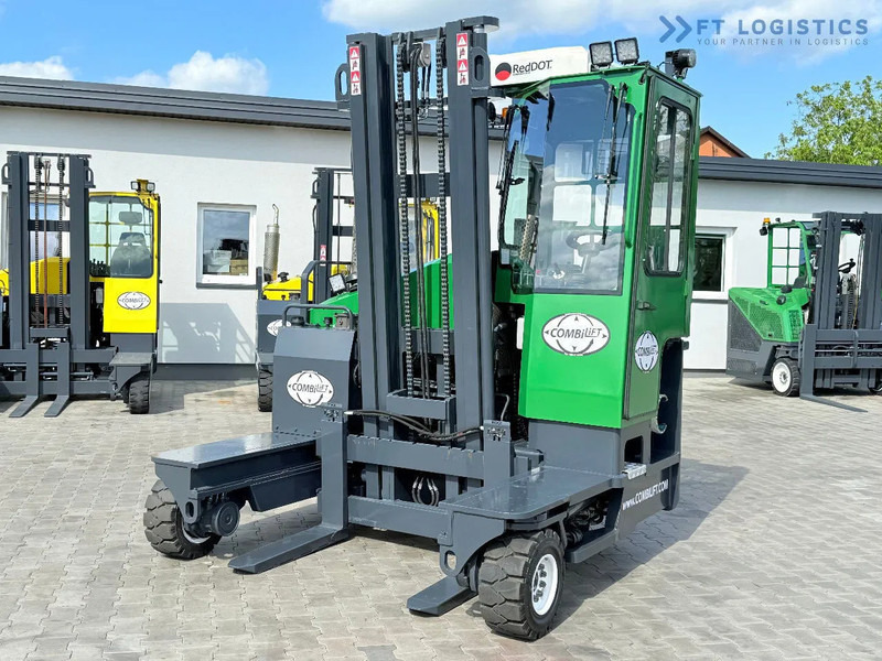 Combilift COMBILIFT C3500 – DUPLEX 4100mm – Year 2016 – 6779 hours – GAS – EXTENDABLE FORKS 800 / 1100MM – CABIN – HEATING + AIR CONDITION - 4-κίνητα ανυψωτικό στενών δρόμων: φωτογραφία 1 Combilift COMBILIFT C3500 – DUPLEX 4100mm – Year 2016 – 6779 hours – GAS – EXTENDABLE FORKS 800 / 1100MM – CABIN – HEATING + AIR CONDITION - 4-κίνητα ανυψωτικό στενών δρόμων: φωτογραφία 1