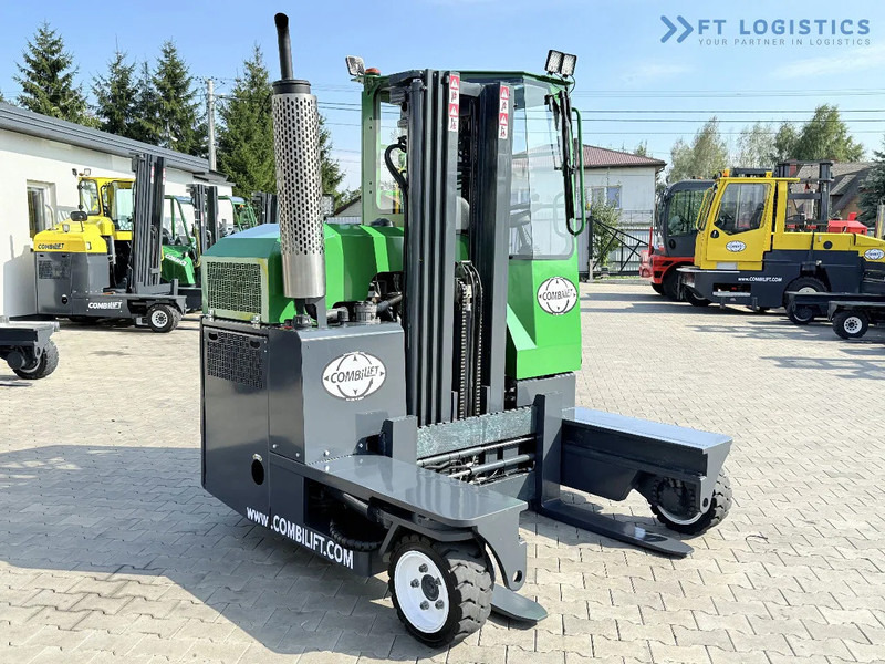 Combilift Combilift C2500 / GAS / TRIPLEX 4900MM / FREE LIFT / ONLY 2446 HOURS / FORK POSITIONER / FULL CABIN / PERFECT CONDITION / Wide r - 4-κίνητα ανυψωτικό στενών δρόμων: φωτογραφία 5 Combilift Combilift C2500 / GAS / TRIPLEX 4900MM / FREE LIFT / ONLY 2446 HOURS / FORK POSITIONER / FULL CABIN / PERFECT CONDITION / Wide r - 4-κίνητα ανυψωτικό στενών δρόμων: φωτογραφία 5