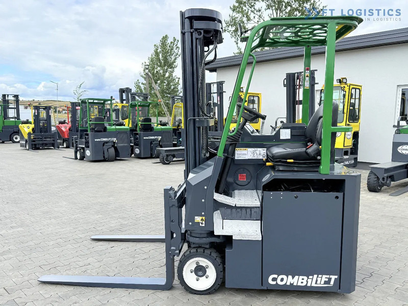 Combilift Combilift CBE2500 / TRIPLEX / 5500MM / FREE LIFT / ELECTRIC DRIVE / ONLY 2300 MTH / FORK POSITIONER / SIDE SHIFT / NEW TYRES / L - 4-κίνητα ανυψωτικό στενών δρόμων: φωτογραφία 3 Combilift Combilift CBE2500 / TRIPLEX / 5500MM / FREE LIFT / ELECTRIC DRIVE / ONLY 2300 MTH / FORK POSITIONER / SIDE SHIFT / NEW TYRES / L - 4-κίνητα ανυψωτικό στενών δρόμων: φωτογραφία 3