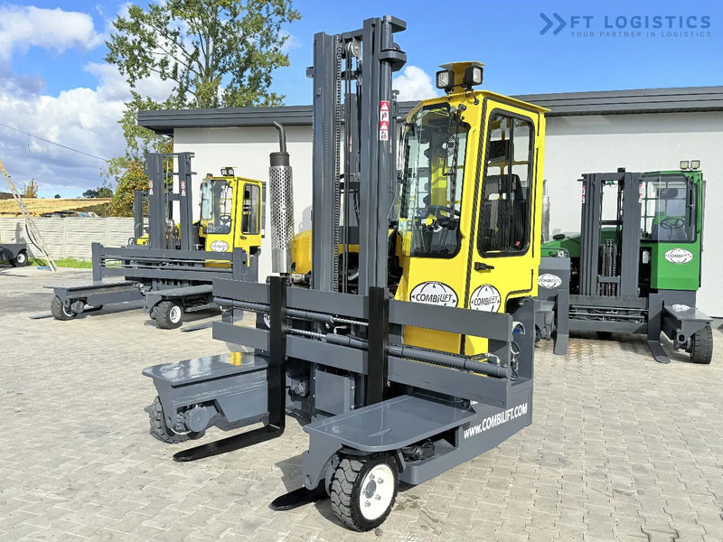 Combilift FOUR-WAY / MULTI-DIRECTIONAL FORKLIFT / ONLY 491 HOURS / C2500 / GAS / DUPLEX 4600MM / SHORT – ONLY 1900MM / WIDTH 2700MM WITH F - 4-κίνητα ανυψωτικό στενών δρόμων: φωτογραφία 2 Combilift FOUR-WAY / MULTI-DIRECTIONAL FORKLIFT / ONLY 491 HOURS / C2500 / GAS / DUPLEX 4600MM / SHORT – ONLY 1900MM / WIDTH 2700MM WITH F - 4-κίνητα ανυψωτικό στενών δρόμων: φωτογραφία 2
