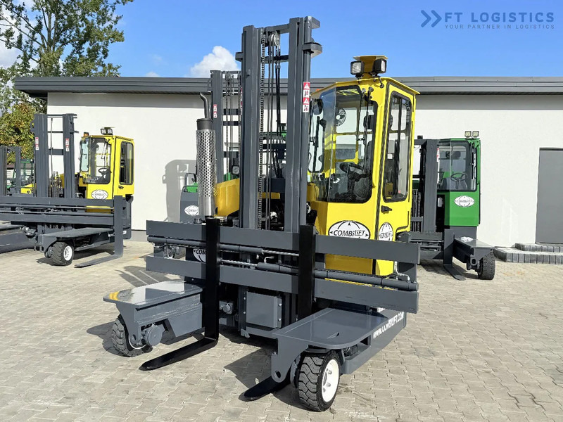 Combilift FOUR-WAY / MULTI-DIRECTIONAL FORKLIFT / ONLY 491 HOURS / C2500 / GAS / DUPLEX 4600MM / SHORT – ONLY 1900MM / WIDTH 2700MM WITH F - 4-κίνητα ανυψωτικό στενών δρόμων: φωτογραφία 1 Combilift FOUR-WAY / MULTI-DIRECTIONAL FORKLIFT / ONLY 491 HOURS / C2500 / GAS / DUPLEX 4600MM / SHORT – ONLY 1900MM / WIDTH 2700MM WITH F - 4-κίνητα ανυψωτικό στενών δρόμων: φωτογραφία 1