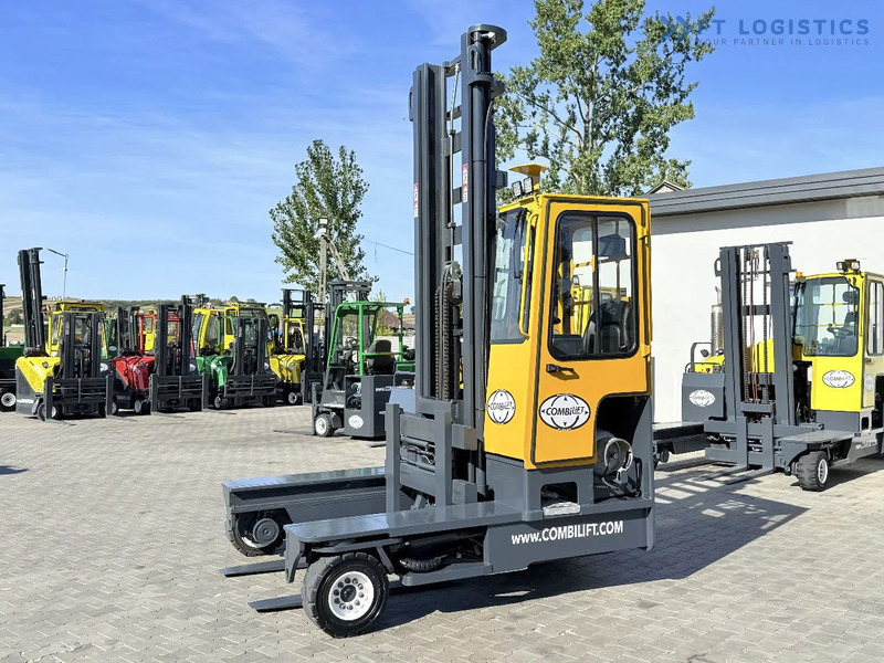 Combilift FOUR-WAY MULTIDIRECTIONAL FORKLIFT / C4000 / DUPLEX - 5500MM / FREE-LIFT / FORKS POSITIONER / LIKE-NEW FOUR-WAY MULTIDIRECTIONAL - 4-κίνητα ανυψωτικό στενών δρόμων: φωτογραφία 3 Combilift FOUR-WAY MULTIDIRECTIONAL FORKLIFT / C4000 / DUPLEX - 5500MM / FREE-LIFT / FORKS POSITIONER / LIKE-NEW FOUR-WAY MULTIDIRECTIONAL - 4-κίνητα ανυψωτικό στενών δρόμων: φωτογραφία 3