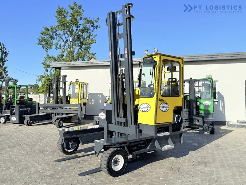 Combilift FOUR-WAY MULTIDIRECTIONAL FORKLIFT C5000 / GAS / TRIPLEX 6000MM / ONLY 4263 HOURS / FORK POSITIONER / EXCELLENT CONDITION / Wide - 4-κίνητα ανυψωτικό στενών δρόμων: φωτογραφία 2 Combilift FOUR-WAY MULTIDIRECTIONAL FORKLIFT C5000 / GAS / TRIPLEX 6000MM / ONLY 4263 HOURS / FORK POSITIONER / EXCELLENT CONDITION / Wide - 4-κίνητα ανυψωτικό στενών δρόμων: φωτογραφία 2