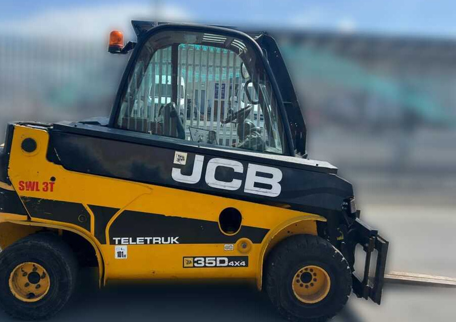 JCB TLT35D / 4X4 / DIESEL / 4100MM / CABIN / LIKE NEW - Τηλεσκοπικός φορτωτής: φωτογραφία 2 JCB TLT35D / 4X4 / DIESEL / 4100MM / CABIN / LIKE NEW - Τηλεσκοπικός φορτωτής: φωτογραφία 2
