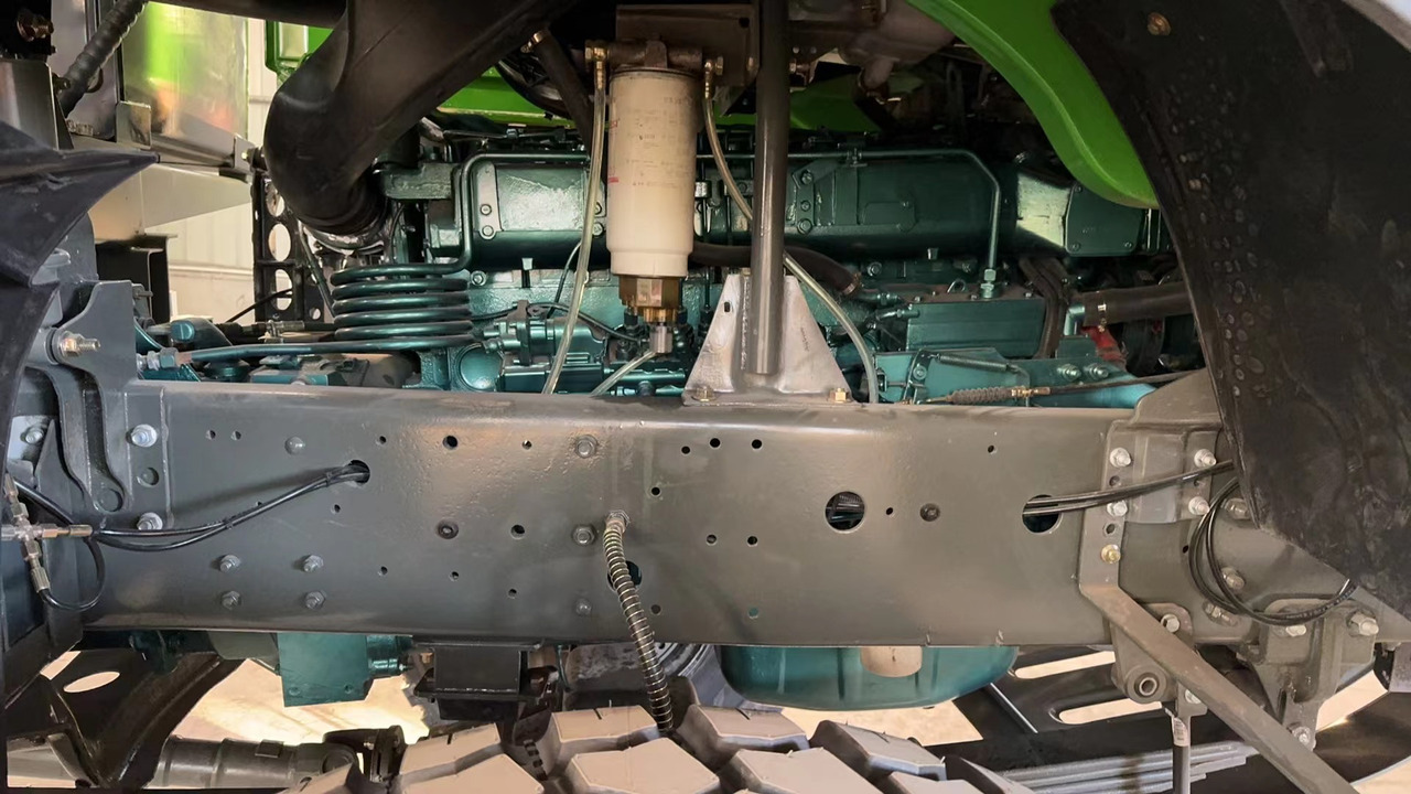 HOWO 6*6 dump truck - Φορτηγό ανατρεπόμενο: φωτογραφία 3 HOWO 6*6 dump truck - Φορτηγό ανατρεπόμενο: φωτογραφία 3