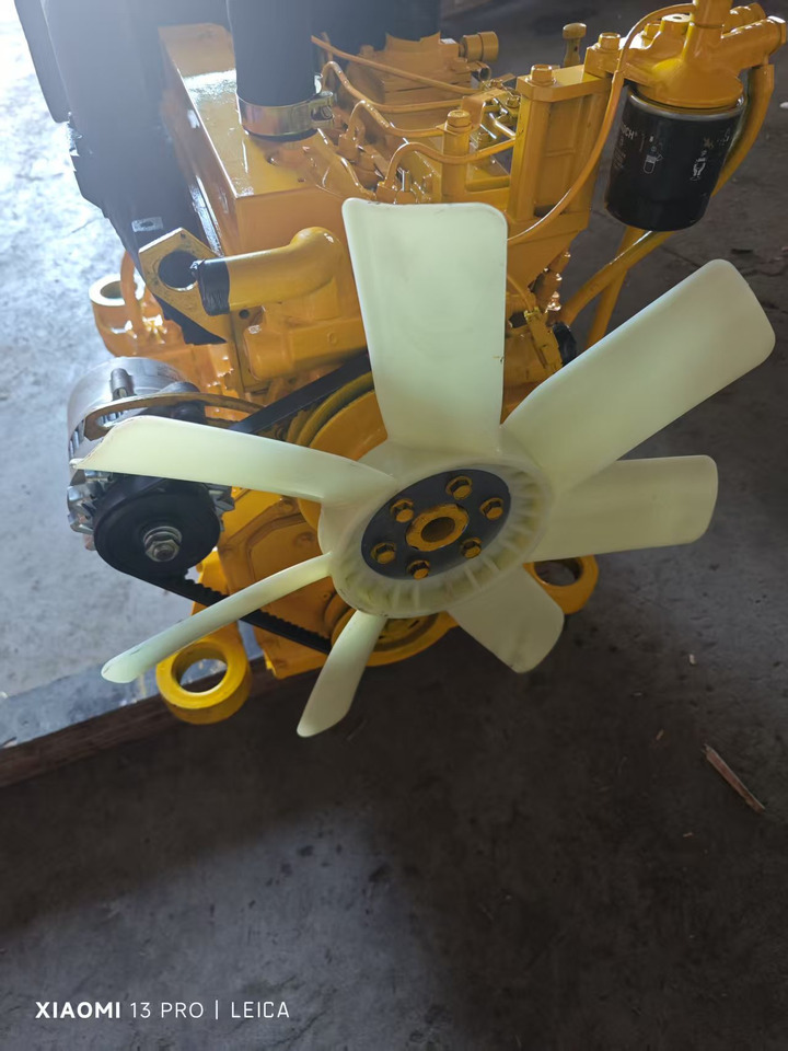 KOMATSU 4D95LE - Κινητήρας για Εκσκαφέας: φωτογραφία 1 KOMATSU 4D95LE - Κινητήρας για Εκσκαφέας: φωτογραφία 1