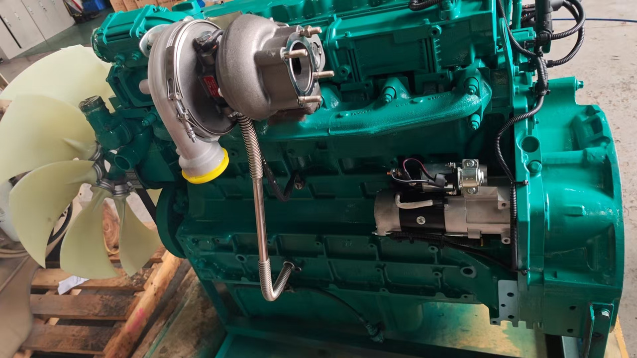 VOLVO D7E - Κινητήρας για Εκσκαφέας: φωτογραφία 3 VOLVO D7E - Κινητήρας για Εκσκαφέας: φωτογραφία 3