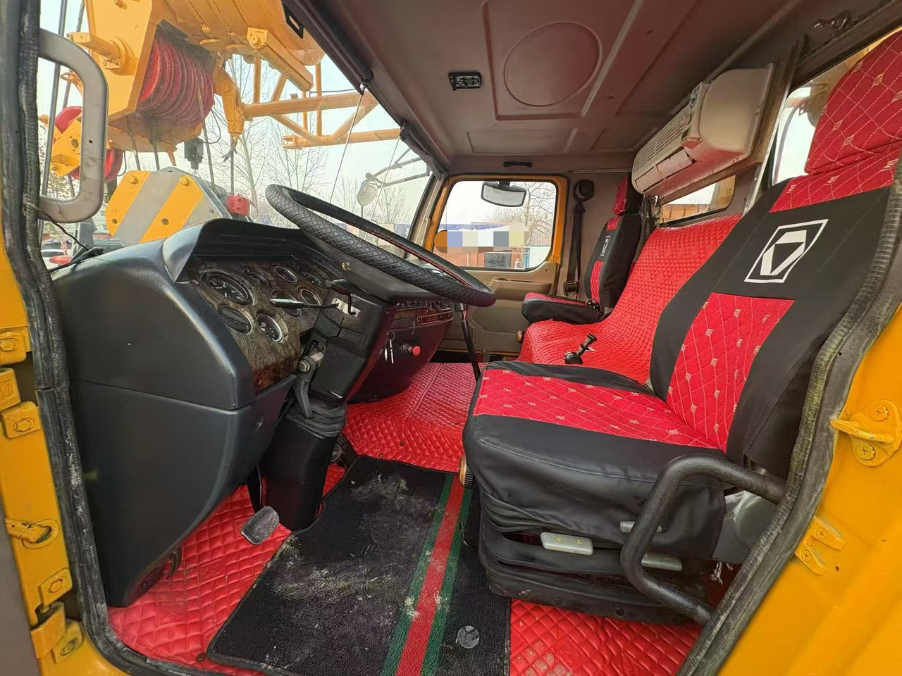 XCMG crane truck - Φορτηγό με γερανό: φωτογραφία 5 XCMG crane truck - Φορτηγό με γερανό: φωτογραφία 5