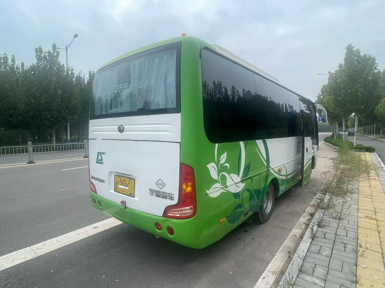 YUTONG 31 seats ZK6852HNG2 - Πούλμαν: φωτογραφία 5 YUTONG 31 seats ZK6852HNG2 - Πούλμαν: φωτογραφία 5