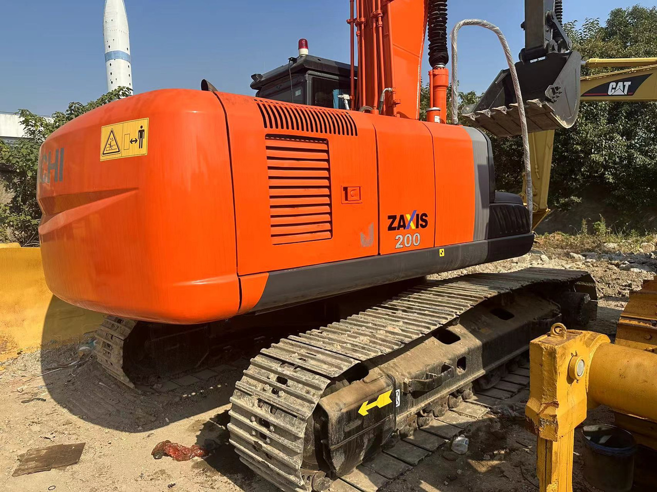 CRAWLER EXCAVATOR Original Japan Hitachi ZX200-3 Excavator Hitachi Excavator in Low Price for Hot Sale - Ερπυστριοφόρος εκσκαφέας: φωτογραφία 3 CRAWLER EXCAVATOR Original Japan Hitachi ZX200-3 Excavator Hitachi Excavator in Low Price for Hot Sale - Ερπυστριοφόρος εκσκαφέας: φωτογραφία 3