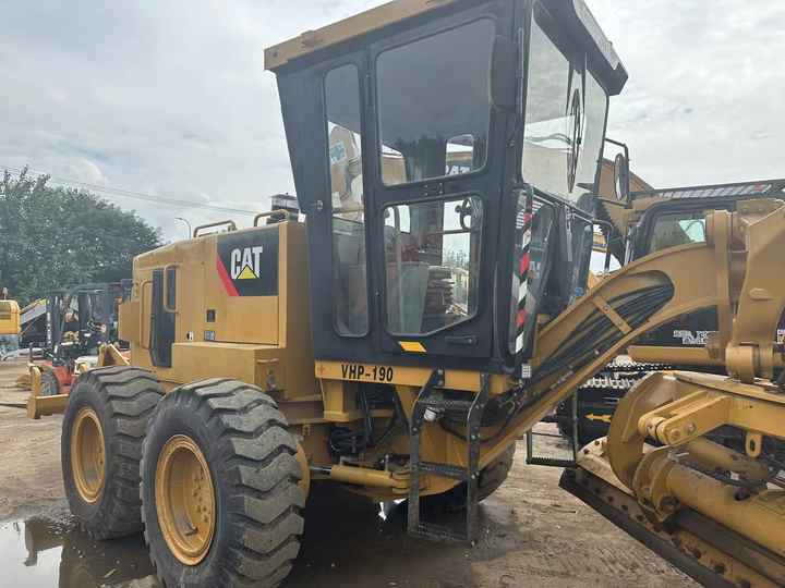 Used Caterpillar CAT 140k Land Road Motor Grader CAT140k Used Grader Cheap Price for Sale - Γκρέιντερ: φωτογραφία 5 Used Caterpillar CAT 140k Land Road Motor Grader CAT140k Used Grader Cheap Price for Sale - Γκρέιντερ: φωτογραφία 5