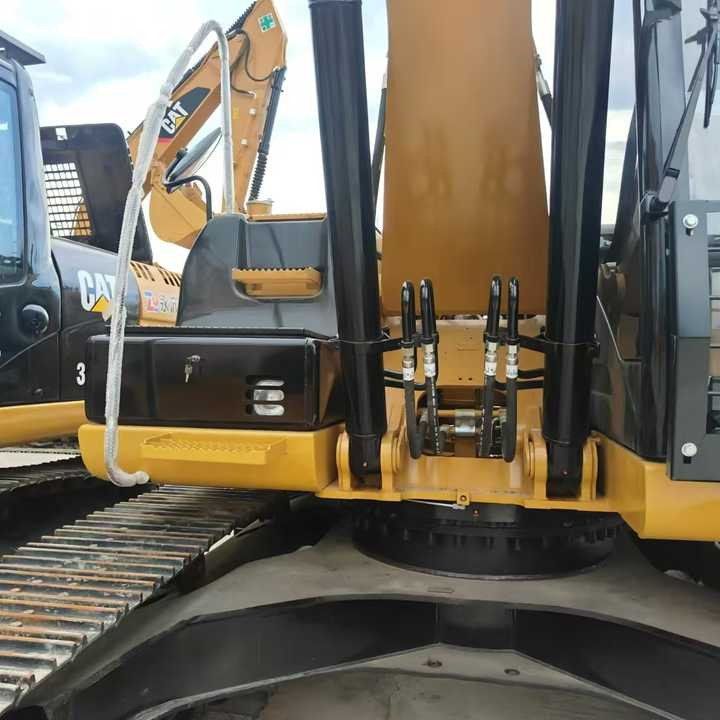 Used Digger CAT 323 Construction Machinery Construction Digger Used CAT 323 Cheap Excavator - Ερπυστριοφόρος εκσκαφέας: φωτογραφία 3 Used Digger CAT 323 Construction Machinery Construction Digger Used CAT 323 Cheap Excavator - Ερπυστριοφόρος εκσκαφέας: φωτογραφία 3
